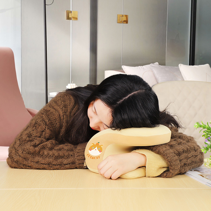 金丝莉（KINTHERI）小憩枕（单位：个）  黄色  